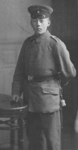 1916
