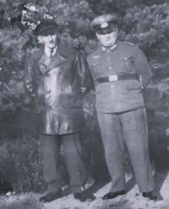 um 1940