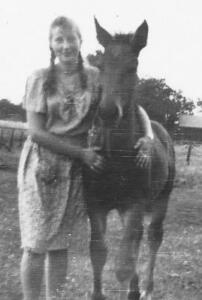 um 1940