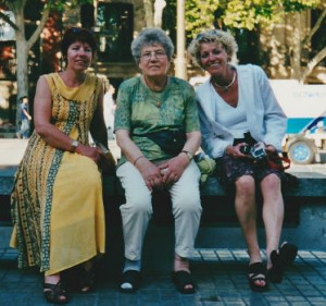 2001    