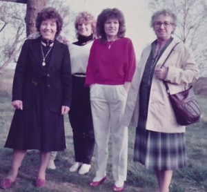 1983    