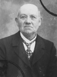 um 1932