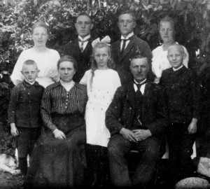 um 1922   