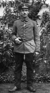 um 1916