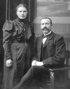 um 1910
