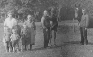 um 1930  