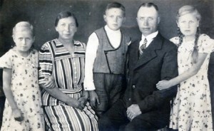 um 1936
