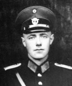 um 1942   