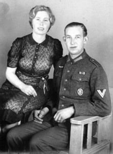 1943  
