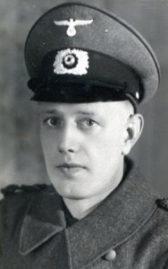 um 1940 