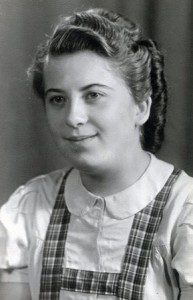 um 1940    