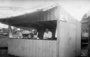 um 1952   