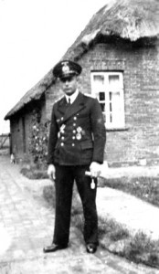 um 1943   