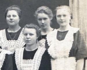 um 1924