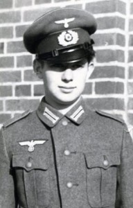 um 1941  