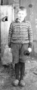 um 1932  