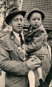 1954 