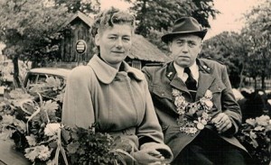 1954 