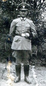 1943   