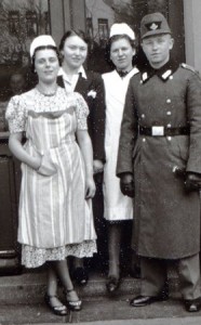 um 1942 