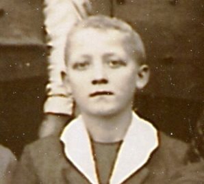 um 1934    