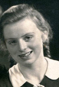 um 1944  
