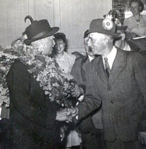 Juli 1954            