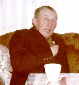 um 1975        