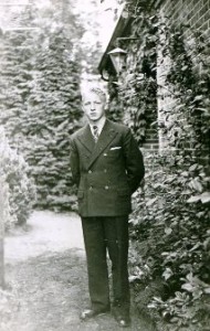 1939      