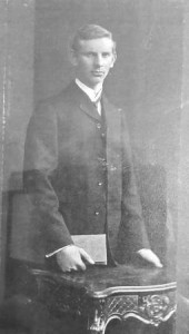 um 1910